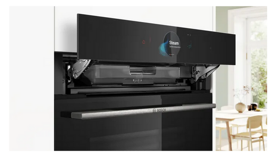 Kompaktowy piekarnik do zabudowy z parowarem Bosch CSG7584B1 czarny