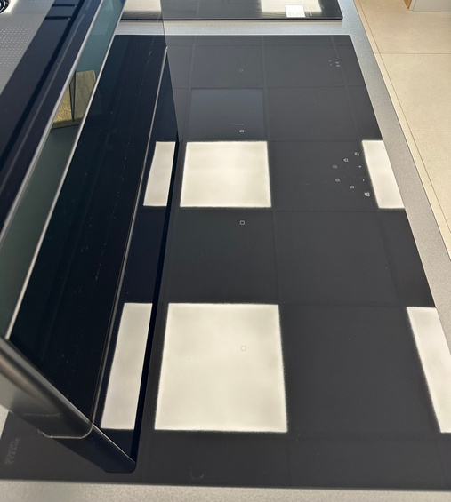 Wyprzedaż ekspozycji! Okap blatowy typu downdraft zintegrowany z płytą indukcyjną Novy Panorama Pro 90 1821 z ekspozycji