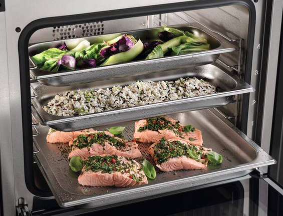 Bezuchwytowy piekarnik parowy Miele DGC 7865 HCX Pro 12613900