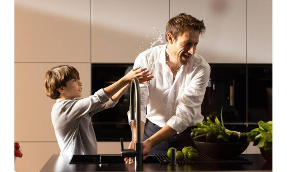 Bateria Franke Eos Neo M pull-out spray Antracyt 115.0628.256