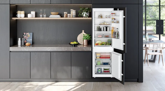 Lodówka z dolnym zamrażalnikiem do zabudowy Siemens KI86NNSE0