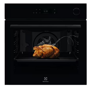 Piekarnik z dodatkiem pary Electrolux EOC8P39WZ SteamCrisp 700 pyroliza