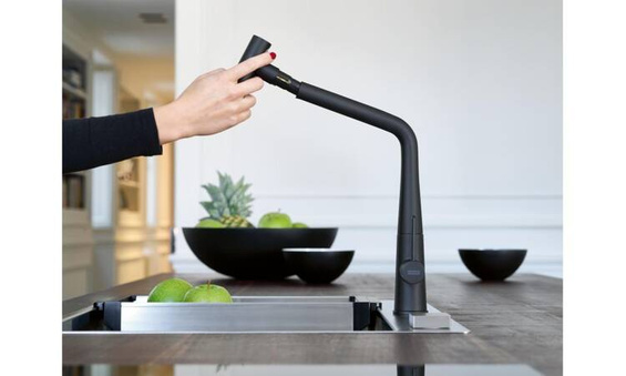 Bateria Franke Icon pull-out spray Czarny Mat 115.0625.190