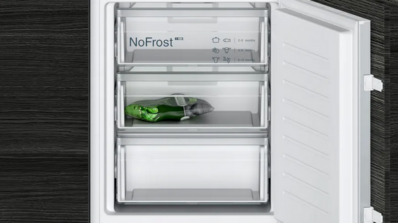 Lodówka z dolnym zamrażalnikiem do zabudowy Siemens KI86NNSE0