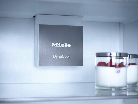 Chłodziarko-zamrażarka do zabudowy Miele KFN 7785 C 12445200