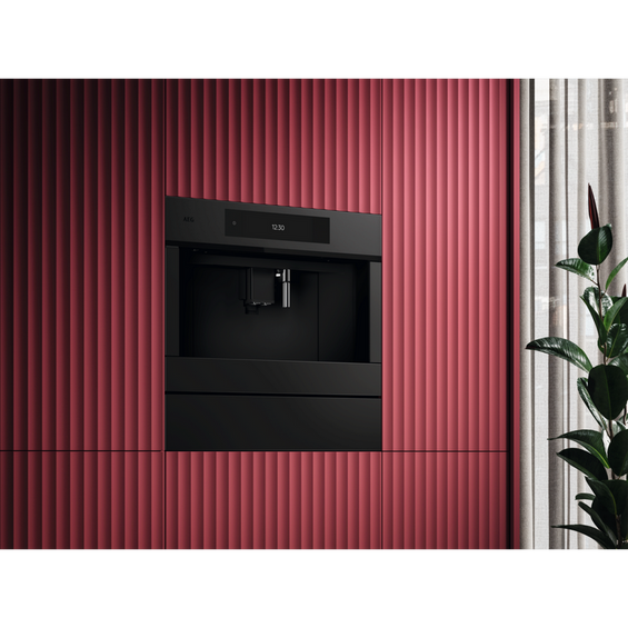 Ekspres do zabudowy AEG 9000 NKC9N8T