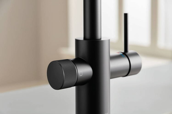 GROHE 30579KF0 zestaw Blue Pure Vento, kolor czarny. Zestaw z filtrem do wody i licznikiem. z ekspozycji