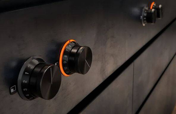 Płyta indukcyjna Gaggenau CV482105 CKI440000 bezramkowa pokrętła czarne