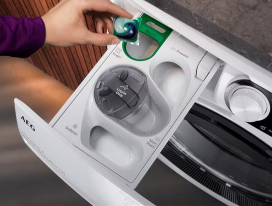 Wolnostojąca pralka AEG LFR83966OP PowerCare UniversalDose 9 kg