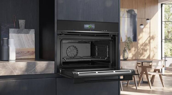 Piekarnik Siemens do zabudowy z parowarem CS736G1B1