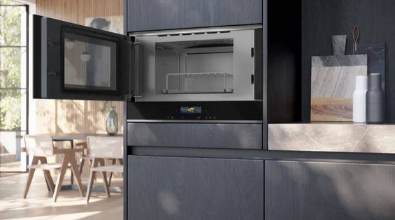 Kuchenka mikrofalowa Siemens BE732L1B1