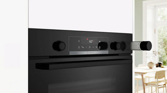 Piekarnik do zabudowy z funkcją pary Bosch HRG532BB3 czarny