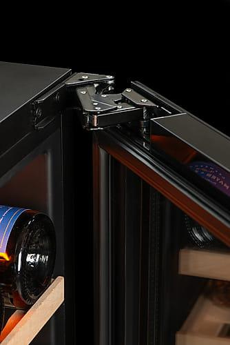 Winiarka do zabudowy Avintage AVU50PLATINUM