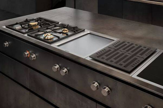 Płyta teppan yaki Vario Gaggenau VP414115 CKP420010 stalowa rama stalowe pokrętła